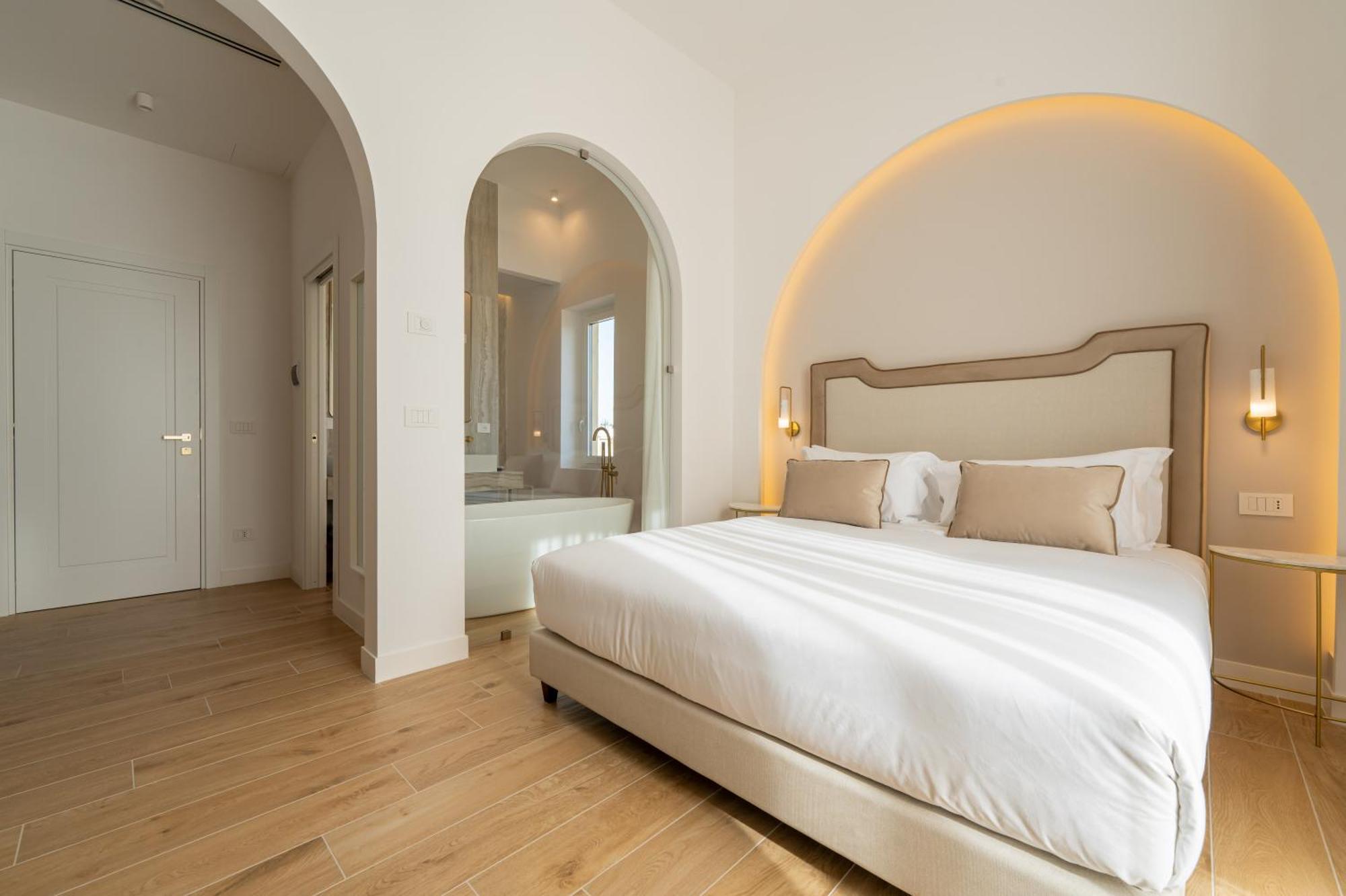 Puro By Unico Relais Hotel Napoli Bagian luar foto